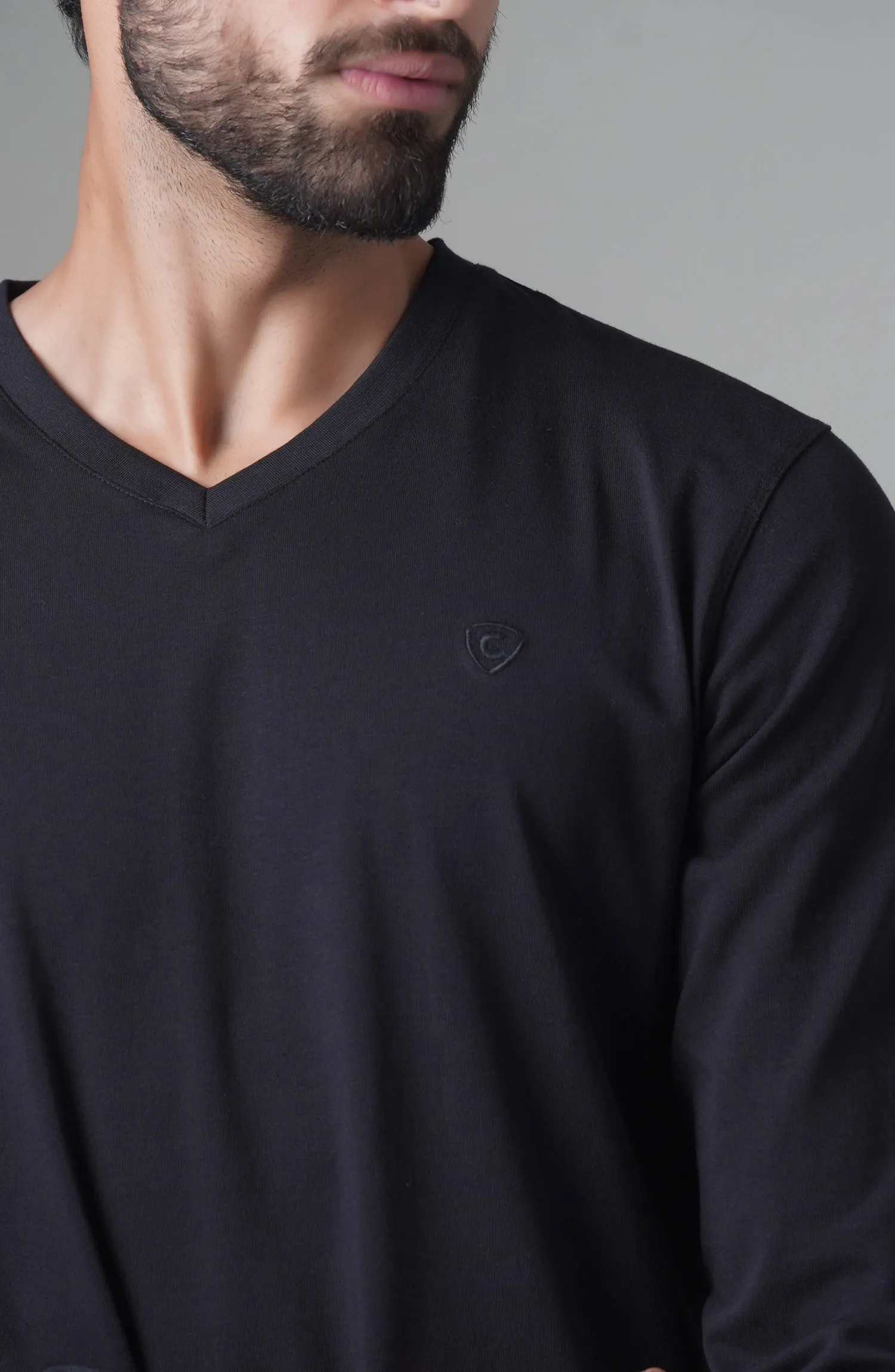 Basic V-Neck