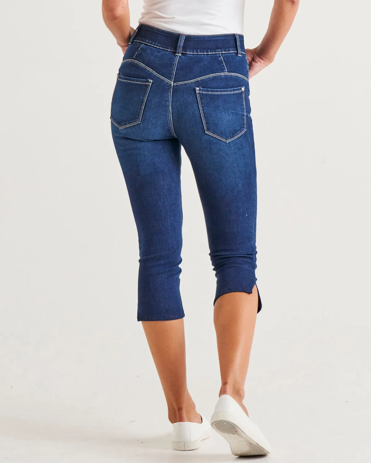 Betty Basics Camila Crop Jean Midnight Denim