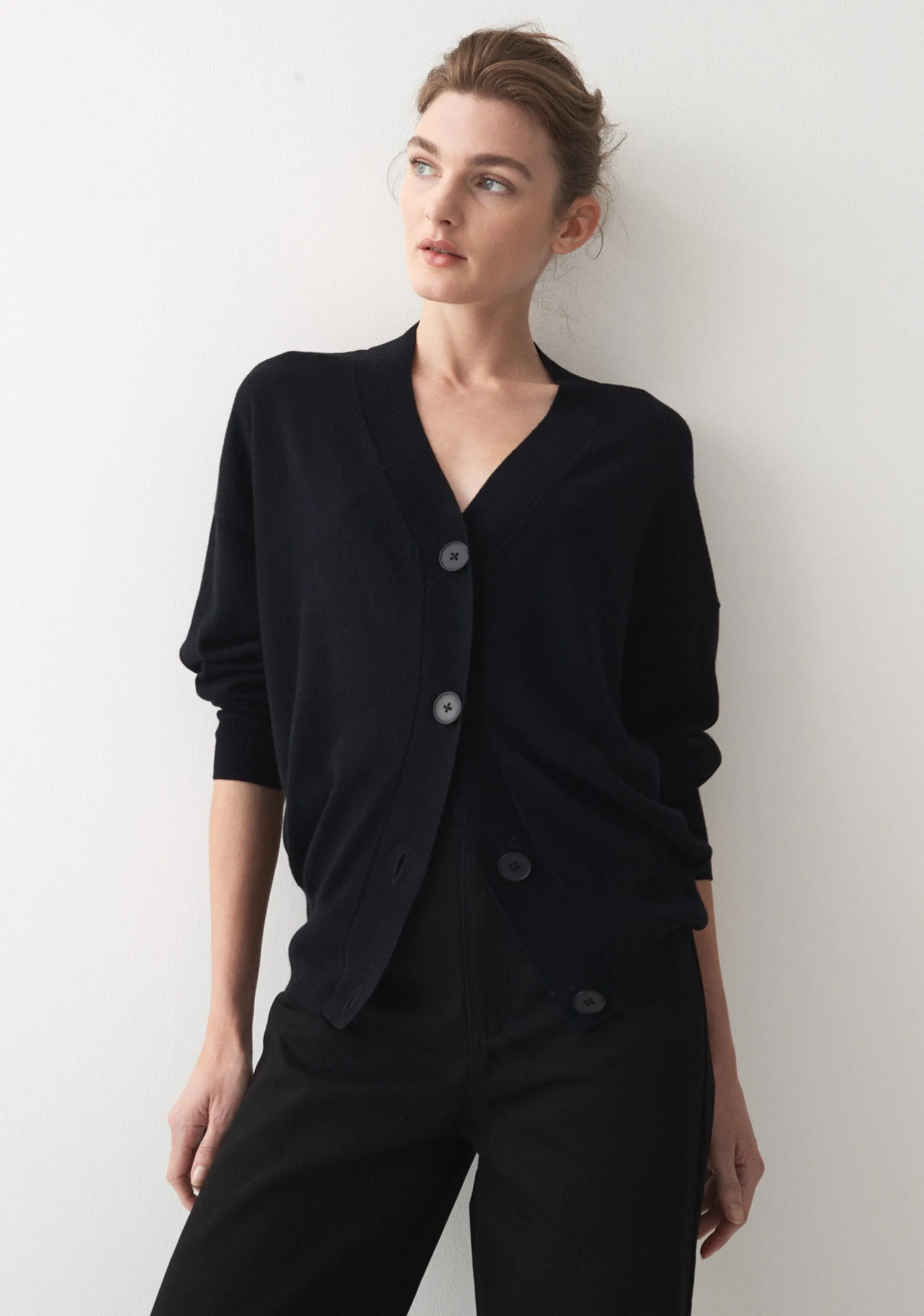 Finley Cardigan_Black