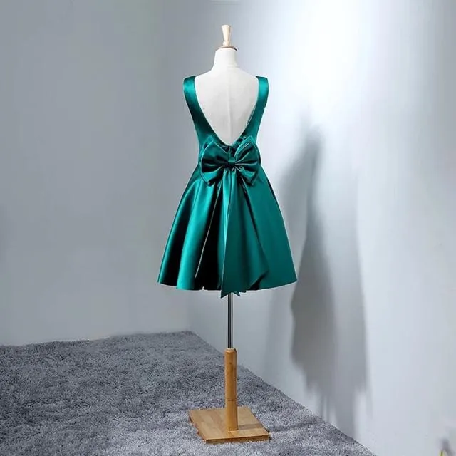 Hunter Green Satin Homecoming Dresses Short Bow Back Prom Gowns