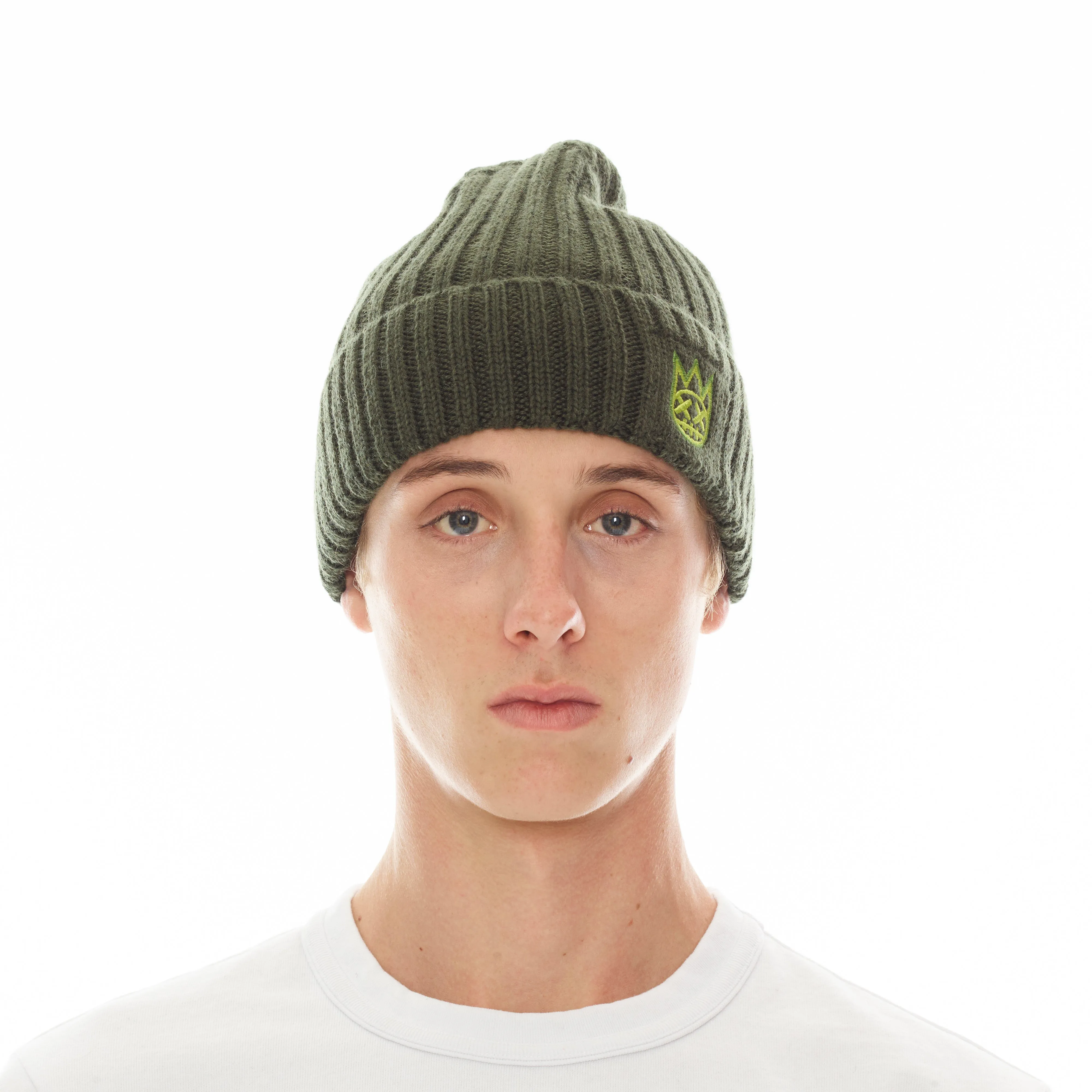 KNIT HAT WITH CLEAN 2 TONE SHIMUCHAN LOGO IN PINE