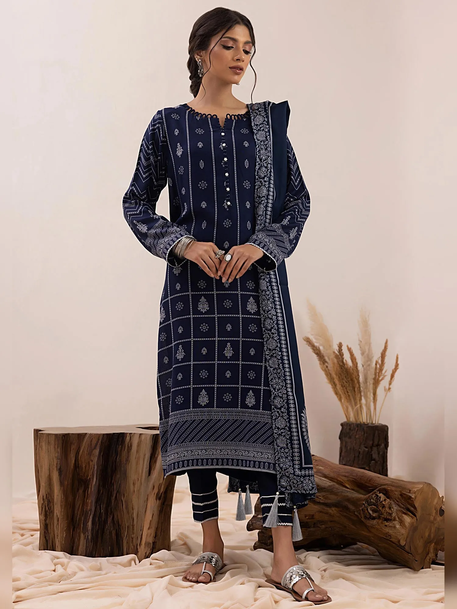 Lakhany Navy Unstitched Pashmina 3-Piece Suit (LG-AM-0050-A)